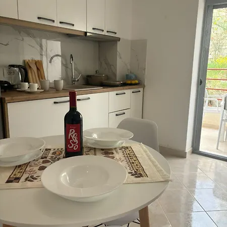 Bubo Apartment Sarande