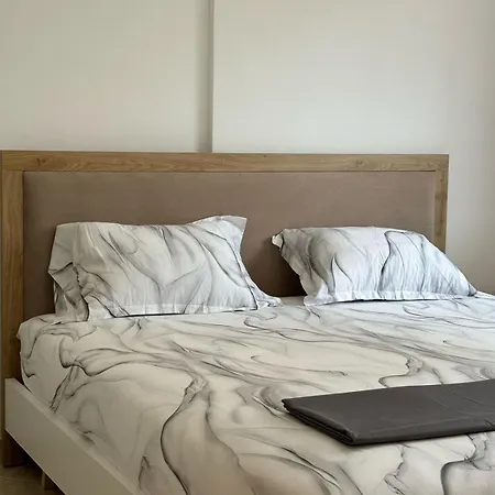 Bubo Apartment